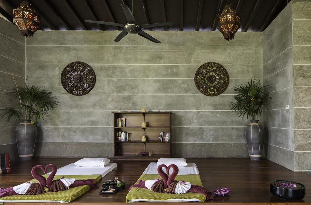 I Tara Resort & Spa Haad Chao Samran Exteriör bild